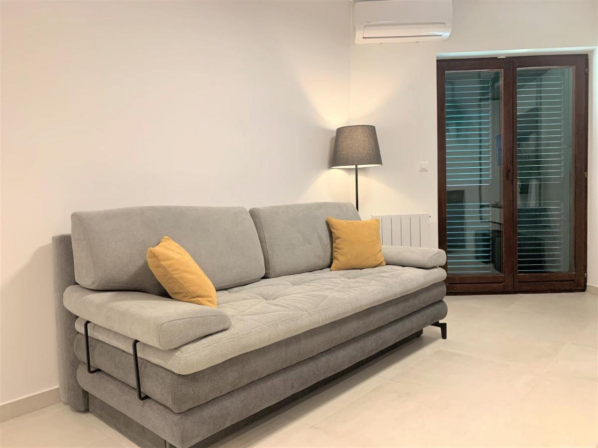 Villa Fani - Apartments In Trogir Exteriér fotografie