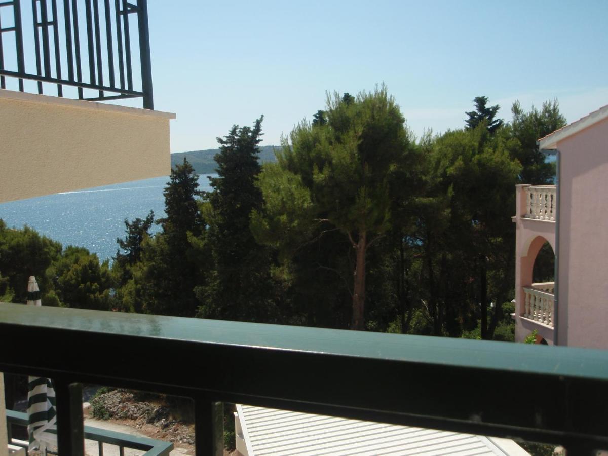 Villa Fani - Apartments In Trogir Exteriér fotografie