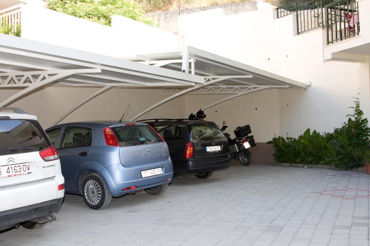 Villa Fani - Apartments In Trogir Exteriér fotografie