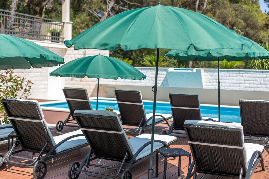 Villa Fani - Apartments In Trogir Exteriér fotografie