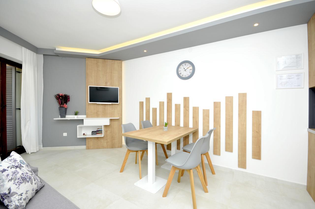 Villa Fani - Apartments In Trogir Exteriér fotografie