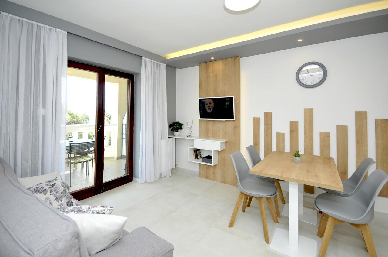 Villa Fani - Apartments In Trogir Exteriér fotografie