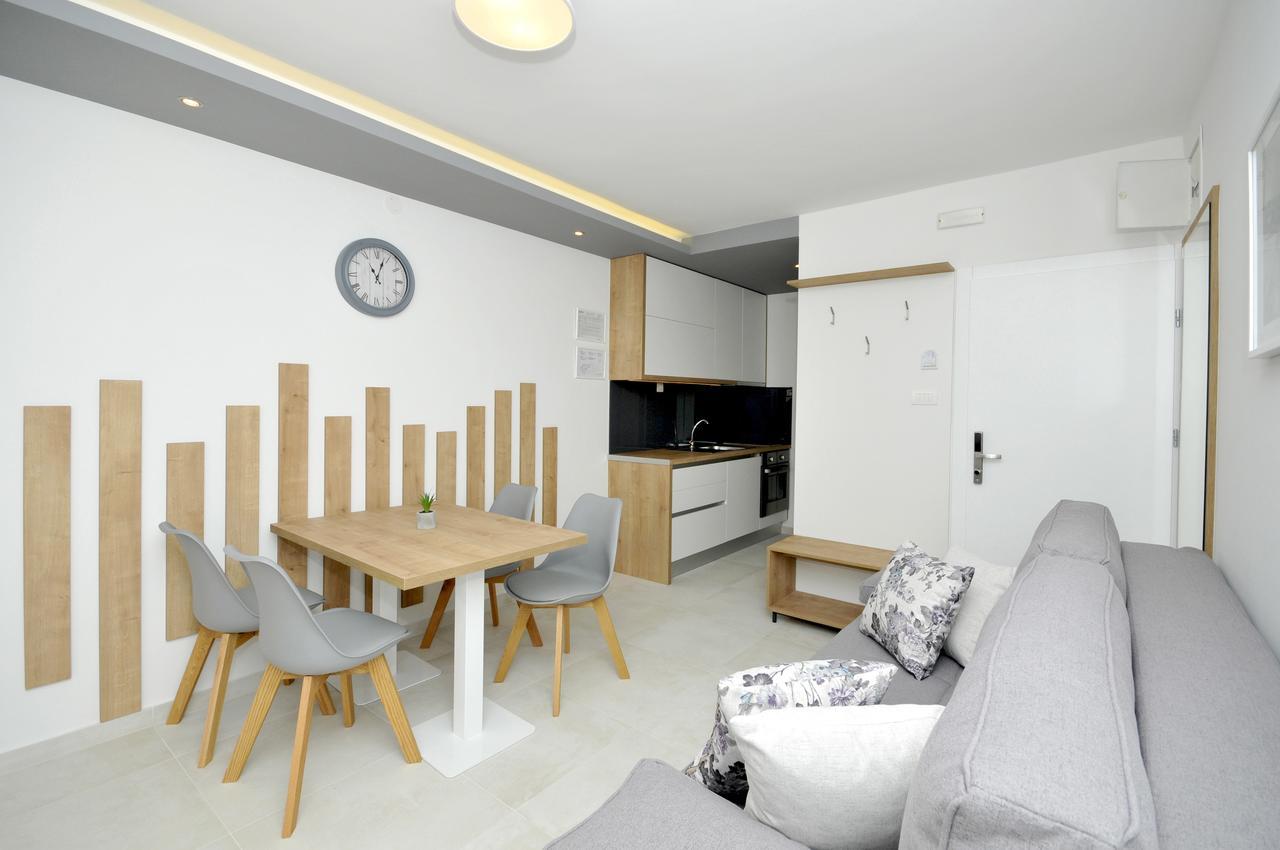 Villa Fani - Apartments In Trogir Exteriér fotografie