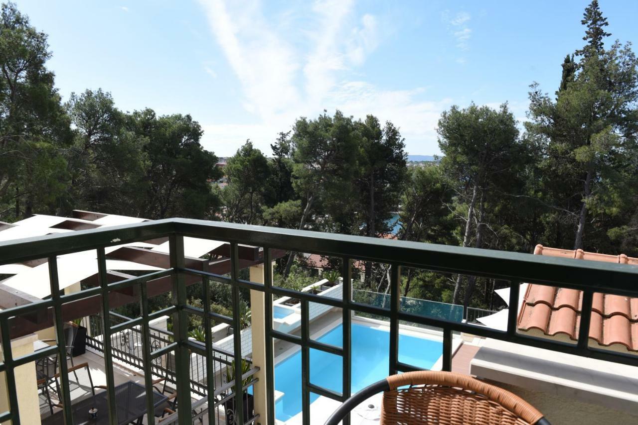 Villa Fani - Apartments In Trogir Exteriér fotografie