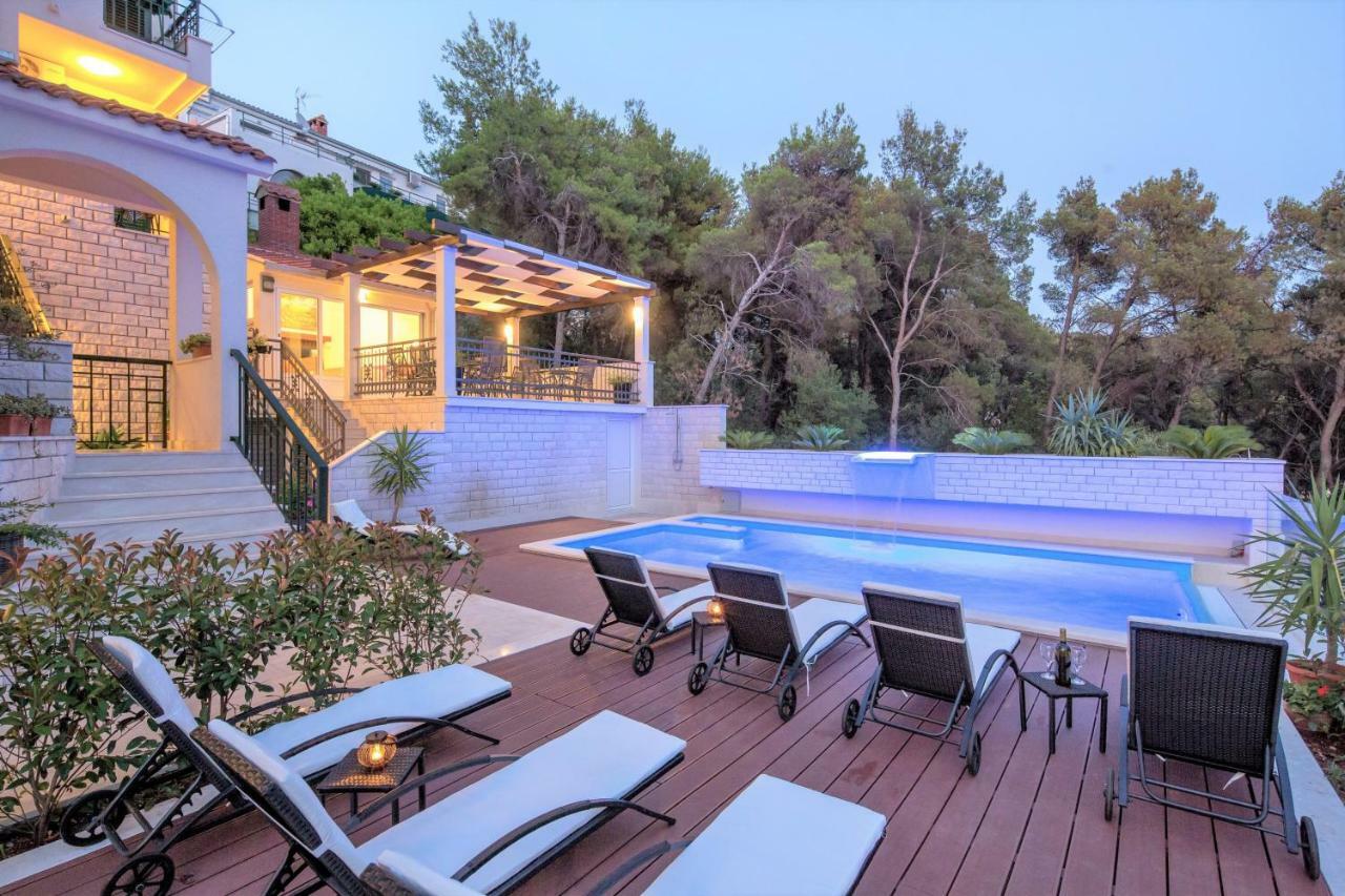 Villa Fani - Apartments In Trogir Exteriér fotografie